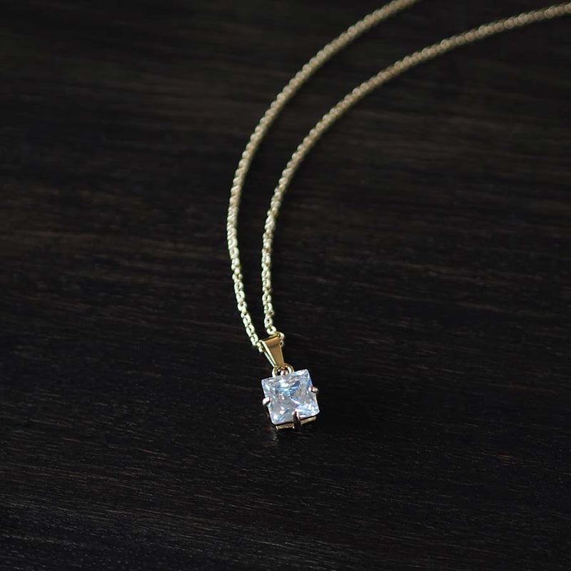 INTUITION NECKLACE - WHITE