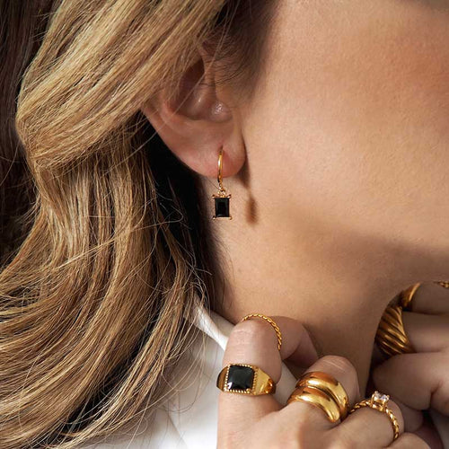 ZAHARA HUGGIE EARRINGS - BLACK